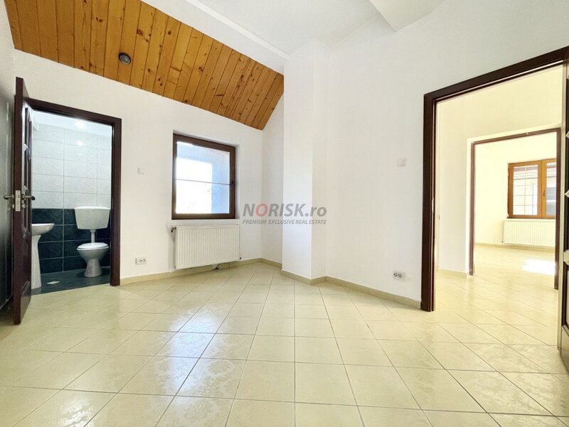 Casa 7 camere, inchiriaza locatie strategicai ideala pentru business, 303 mp